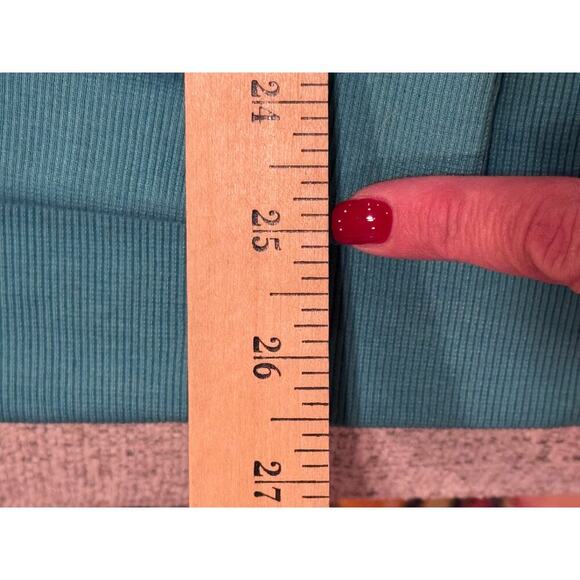 Women's Christmas Sequin Candy Cane Sweatshirt Crewneck Size Small - Picture 6 of 8